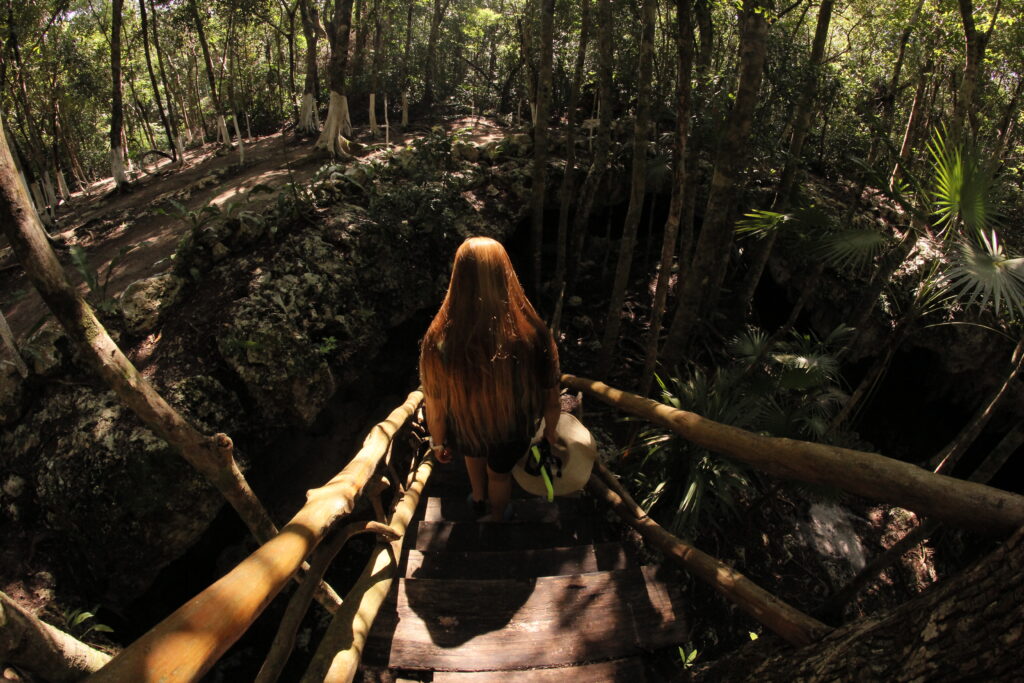 Cenote Monos